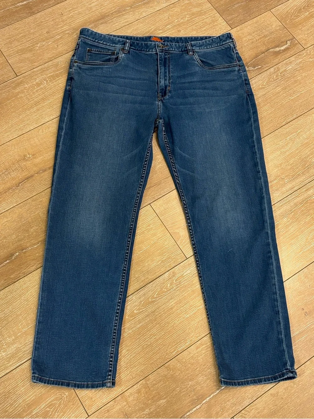 Tommy Bahama Relaxed Straight Leg jeans 38x31 Men’s Blue Stretch Denim